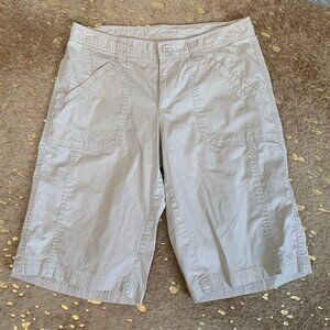 Columbia Khaki Bermuda Shorts